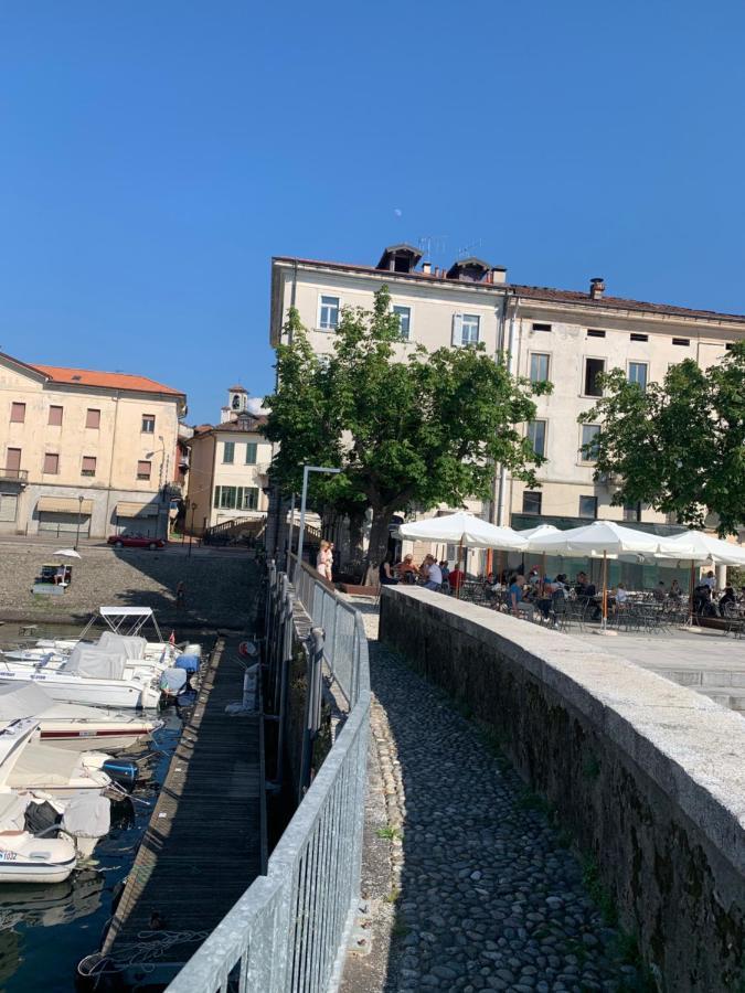 Palazzo Clerici Leilighet Luino Eksteriør bilde