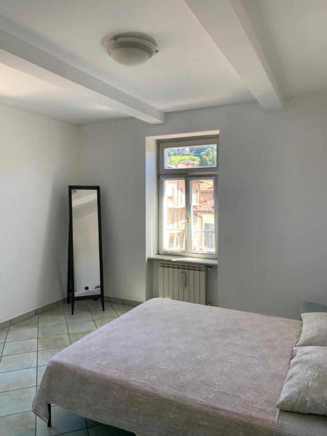 Palazzo Clerici Leilighet Luino Eksteriør bilde