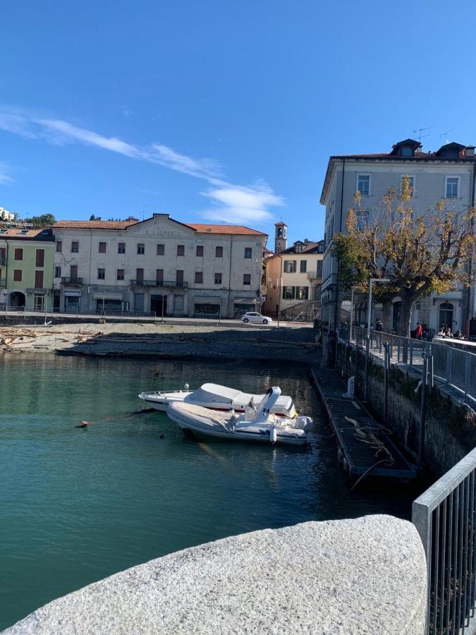 Palazzo Clerici Leilighet Luino Eksteriør bilde
